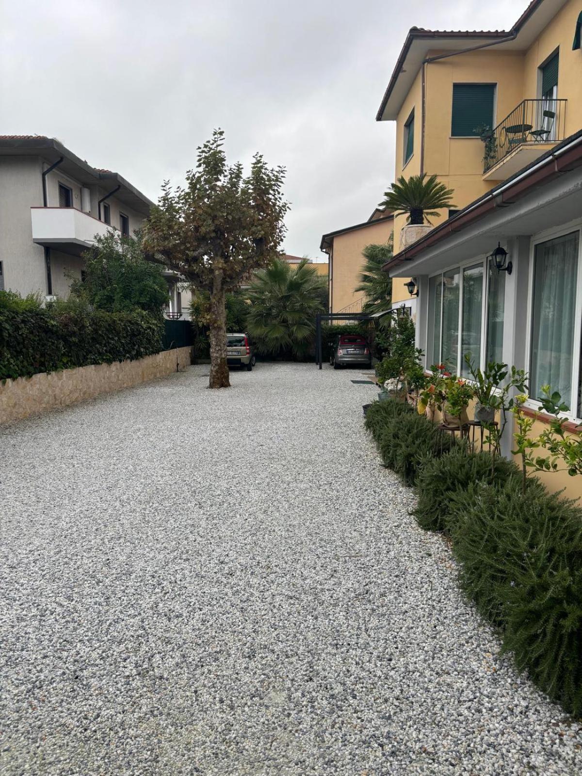 Casa Versilia Hotel Marina di Massa Buitenkant foto